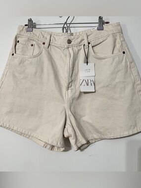 Zara Join Life Cream High-Waist Denim ShortsA0039